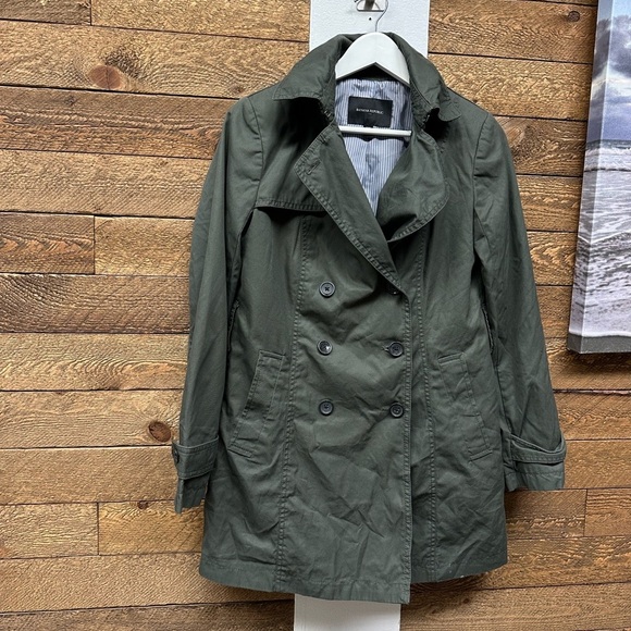 🫶 Banana Republic Petite XS Olive Green Double-Breasted Trench Coat - Picture 3 of 9